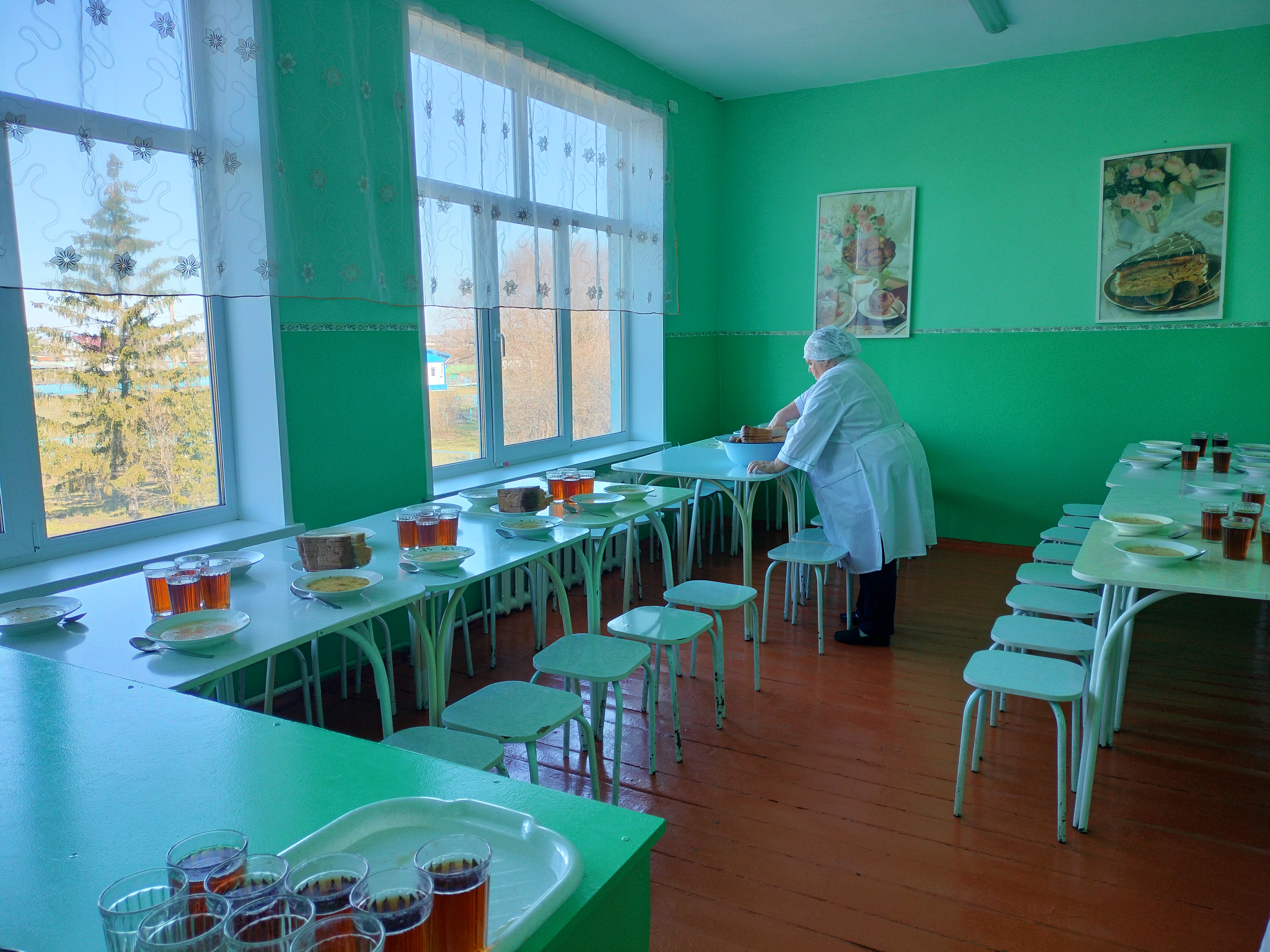 Коротко о столовой: Изображение.