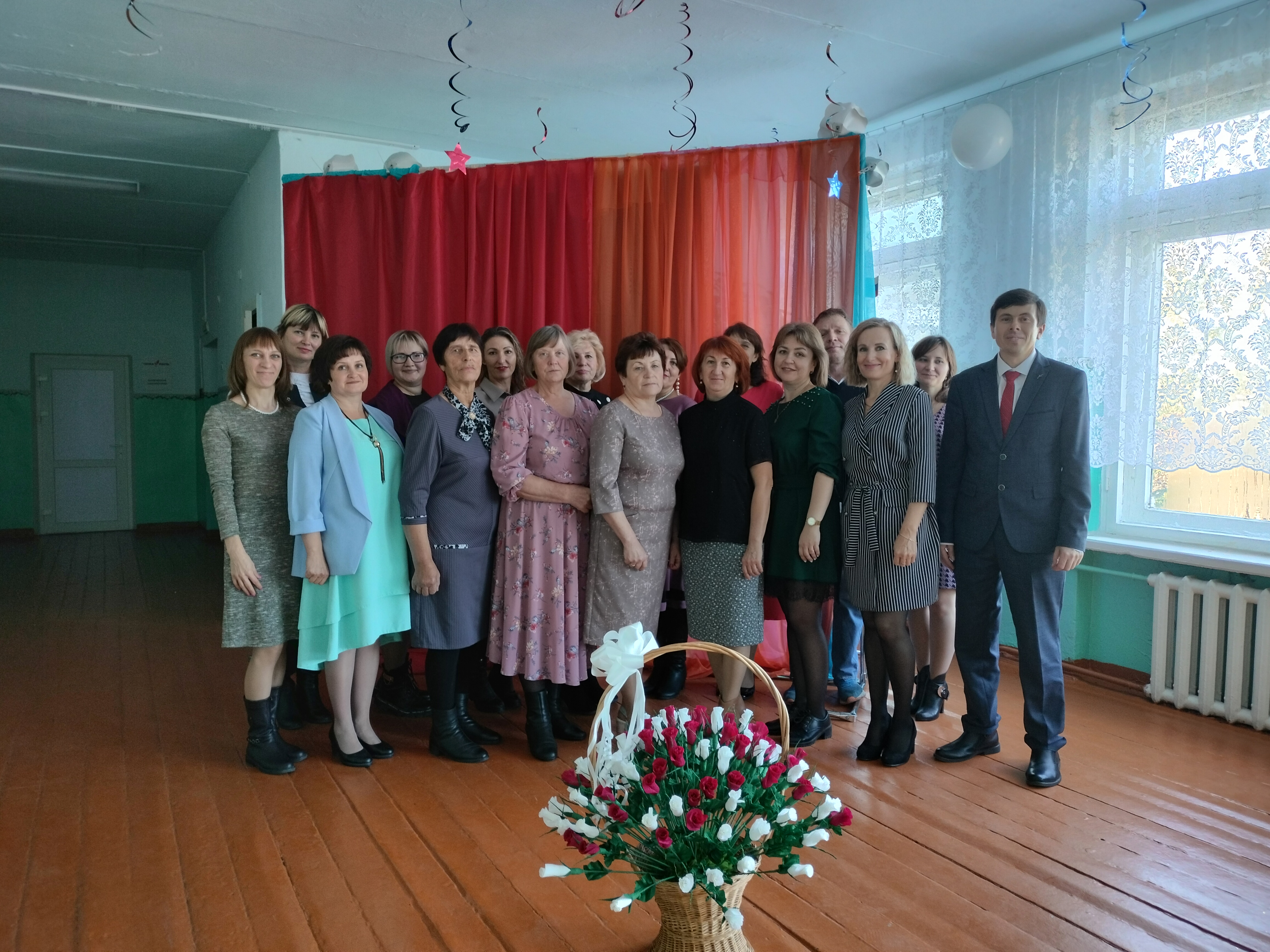 Фотография школы.