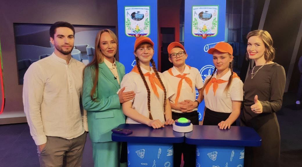 ЗНАЙ НАШИХ.